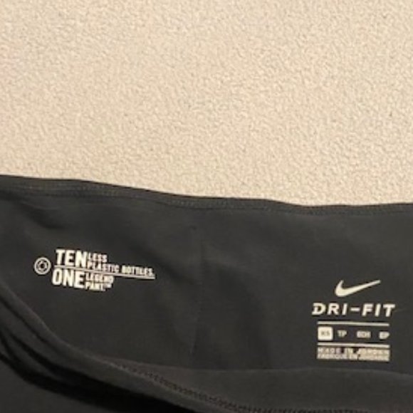 Nike Dry Fit Flare Yoga Pants Size XS - Picture 3 of 5